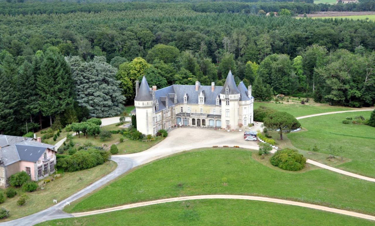 Domaine De Bort Bed and Breakfast Saint-Priest-Taurion Exteriör bild