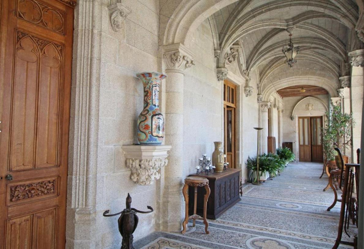 Domaine De Bort Bed and Breakfast Saint-Priest-Taurion Exteriör bild