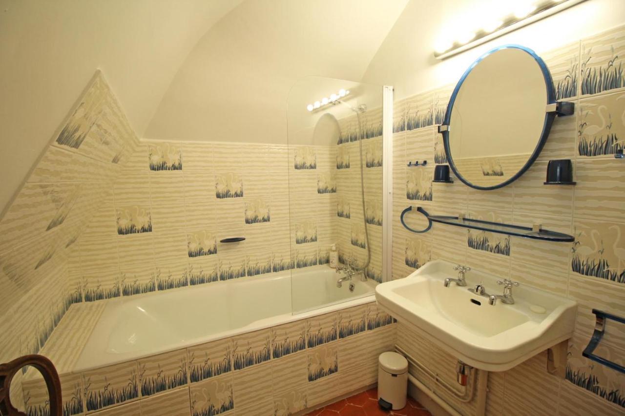 Domaine De Bort Bed and Breakfast Saint-Priest-Taurion Exteriör bild