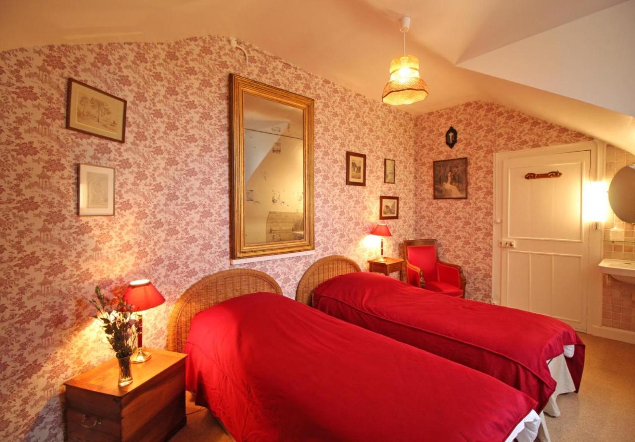 Domaine De Bort Bed and Breakfast Saint-Priest-Taurion Exteriör bild
